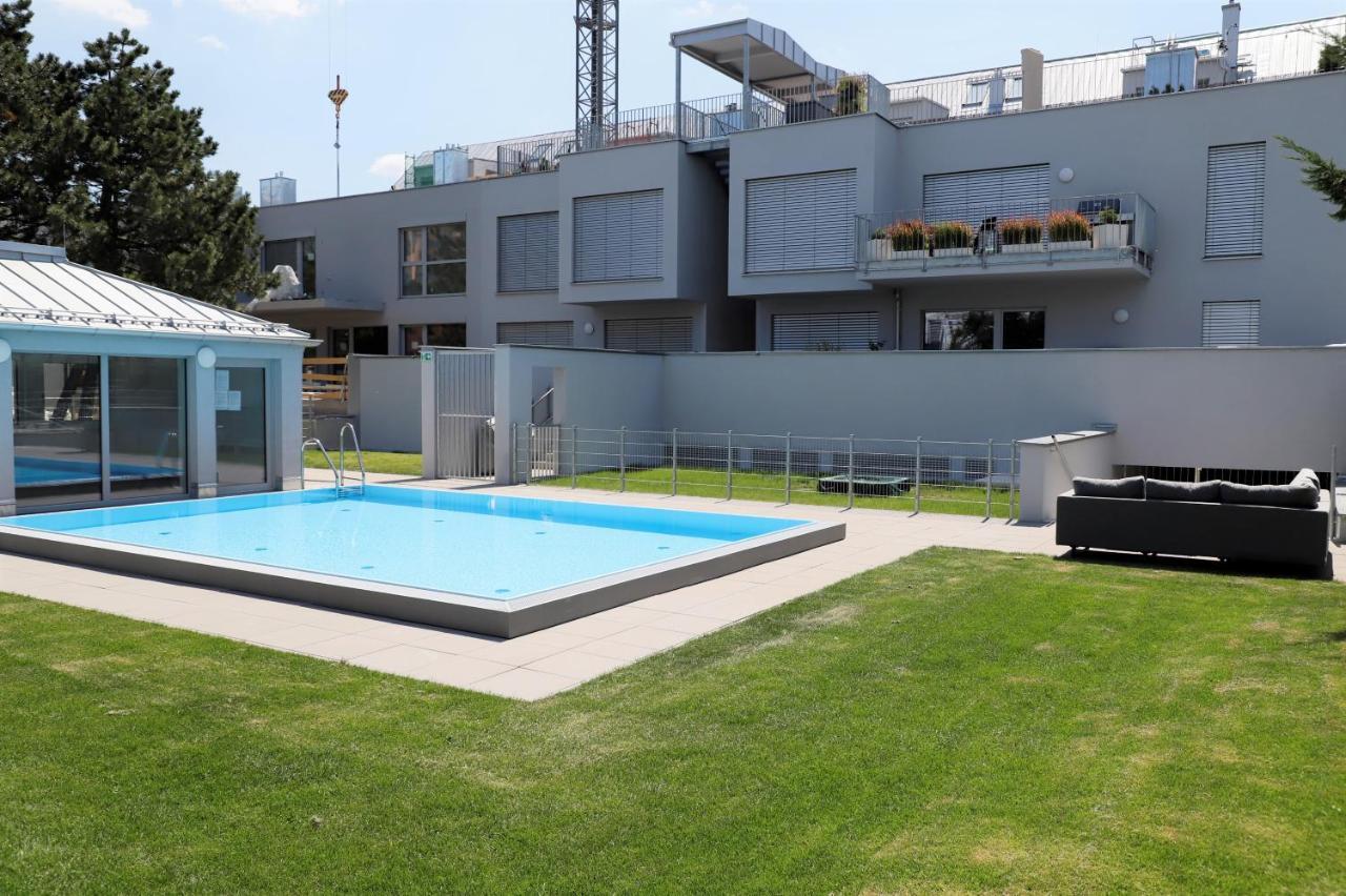 Yellow Flower Apartment With Pool - 5 Min To Lake Viena Exterior foto